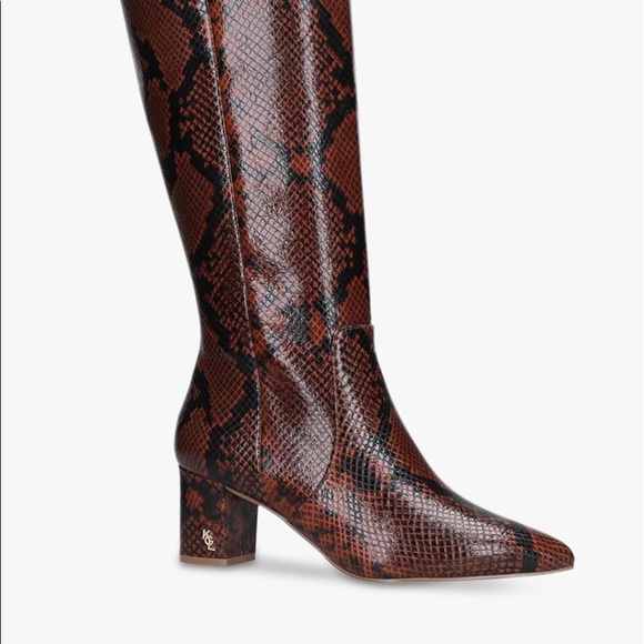 Kurt Geiger Oxblood burgundy snake skin boots - Picture 4 of 12